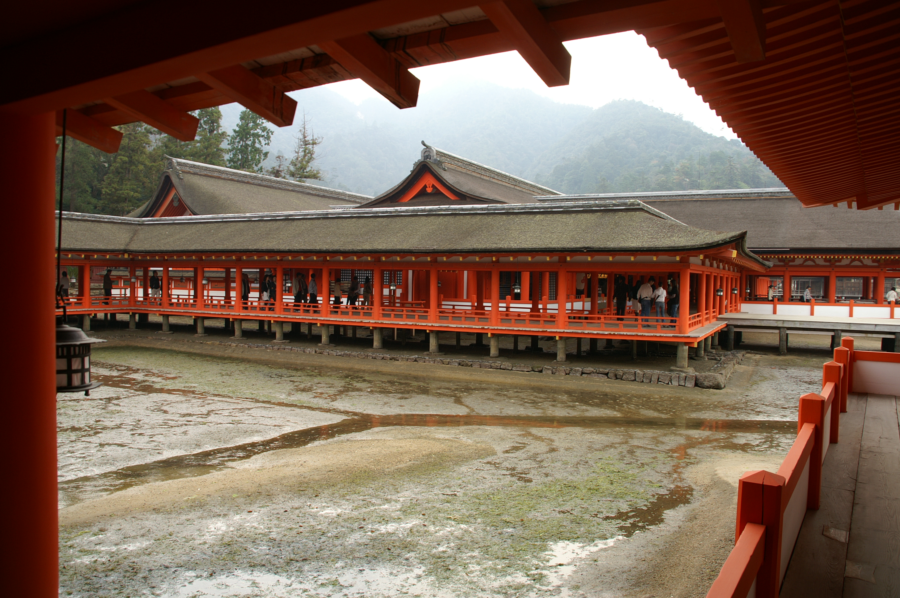 57-Insel-Miyajima-Itsukushima-Shrine 57-Insel-Miyajima-Itsukushima-Shrine.jpg