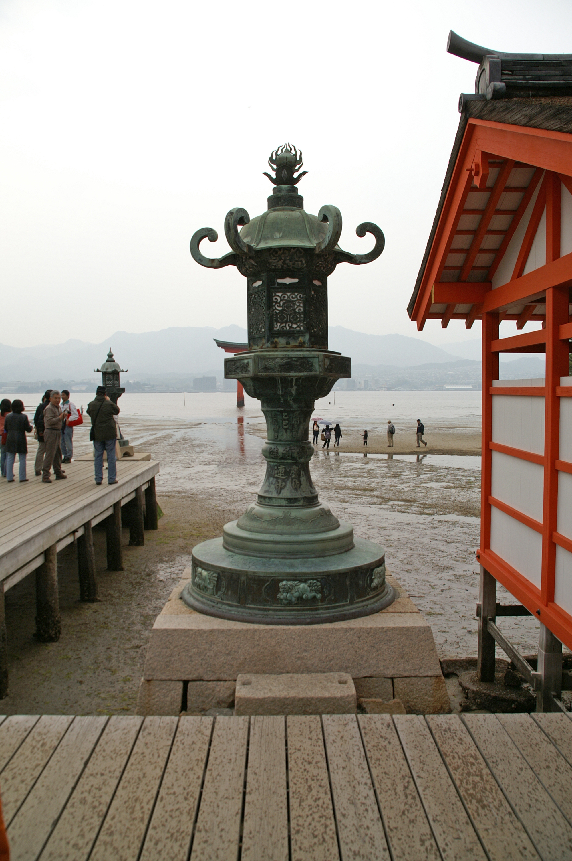 63-Insel-Miyajima-Itsukushima-Shrine 63-Insel-Miyajima-Itsukushima-Shrine.jpg