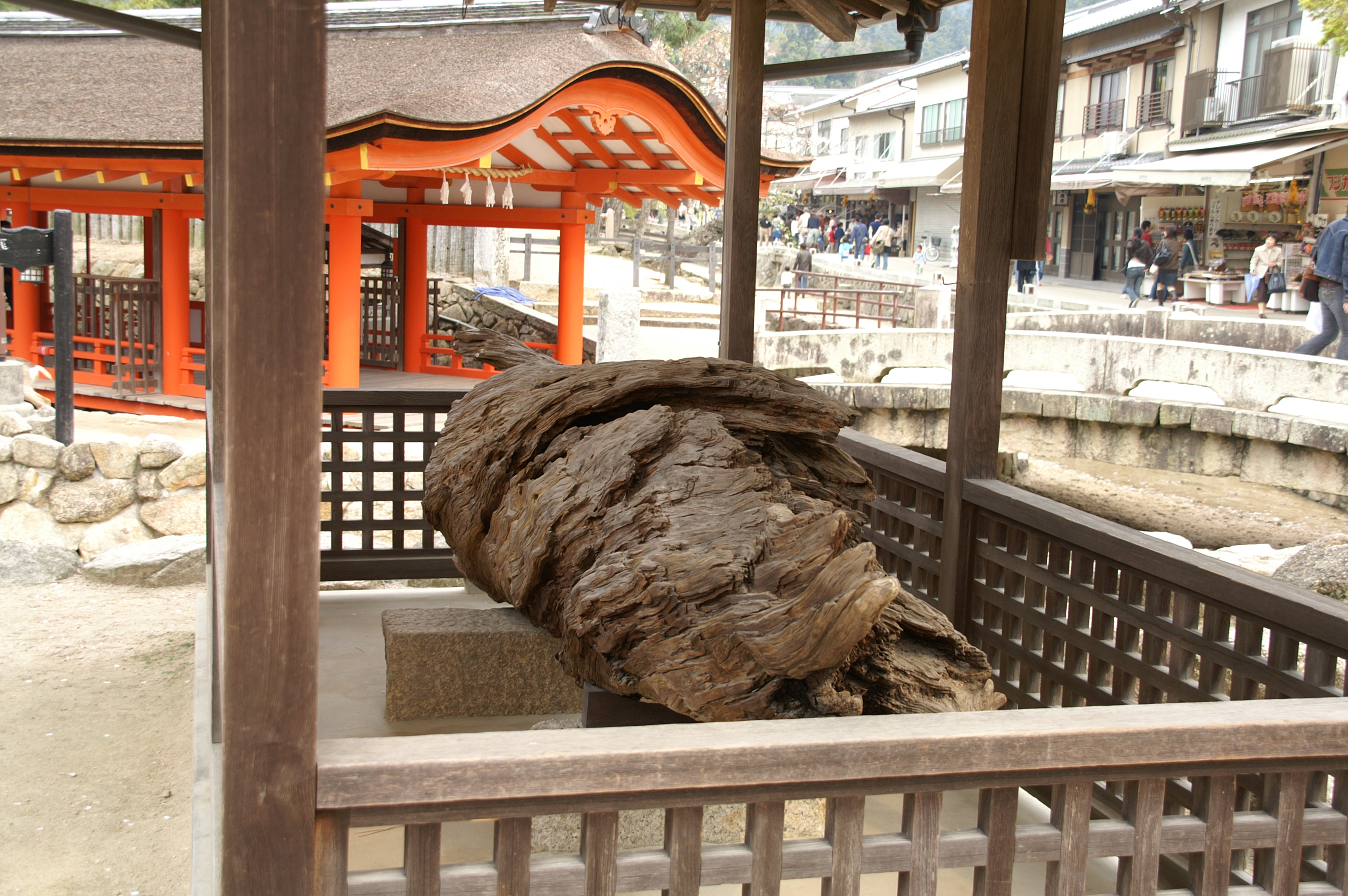 73-Insel-Miyajima-Itsukushima-Shrine 73-Insel-Miyajima-Itsukushima-Shrine.jpg